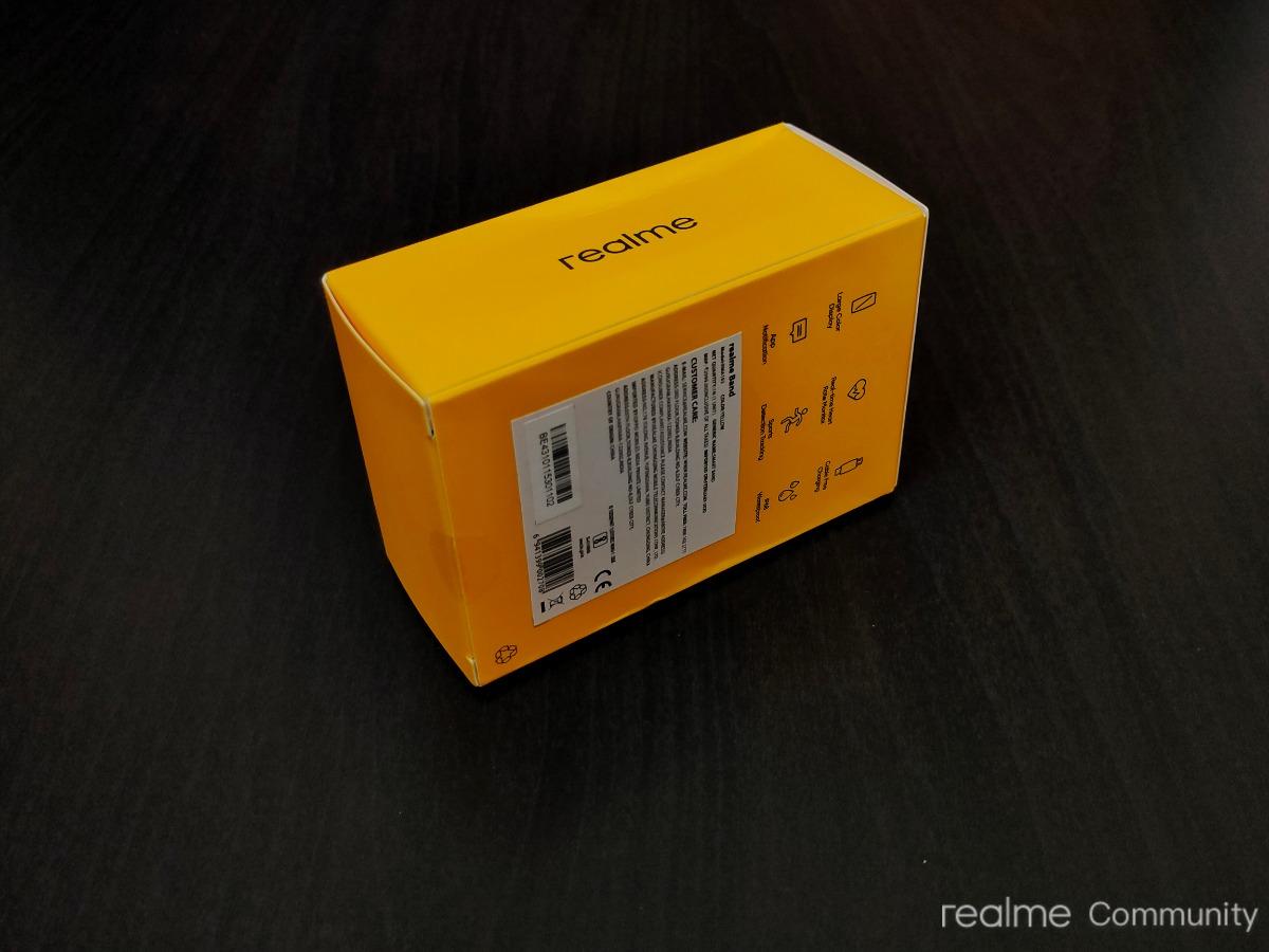 Realme best sale band yellow